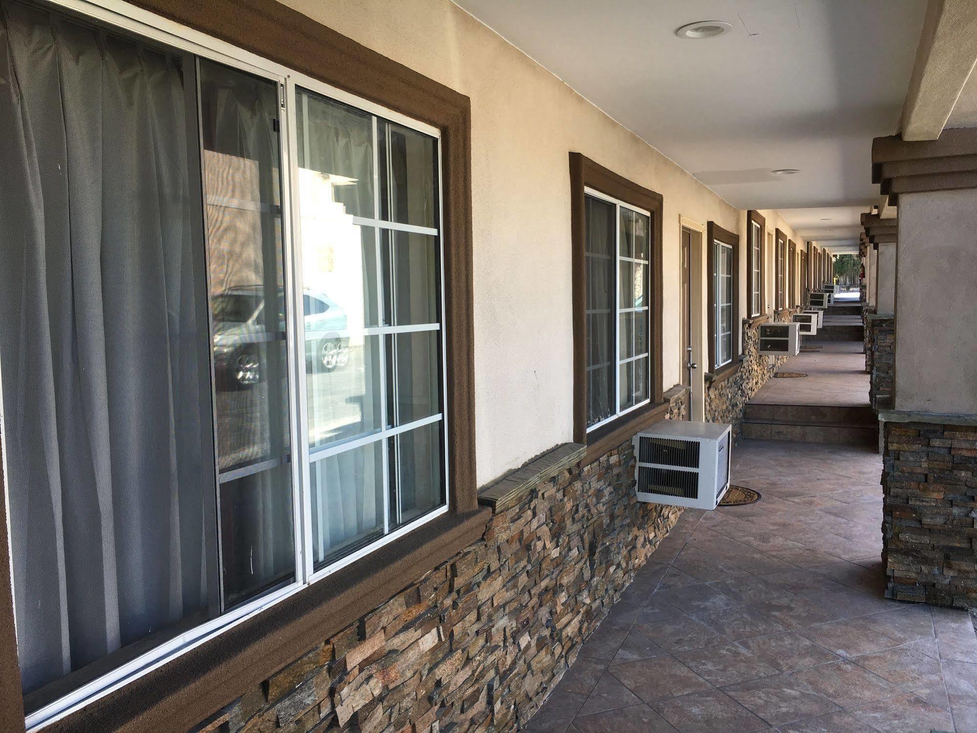 Bartlett Motel Lomita Dış mekan fotoğraf