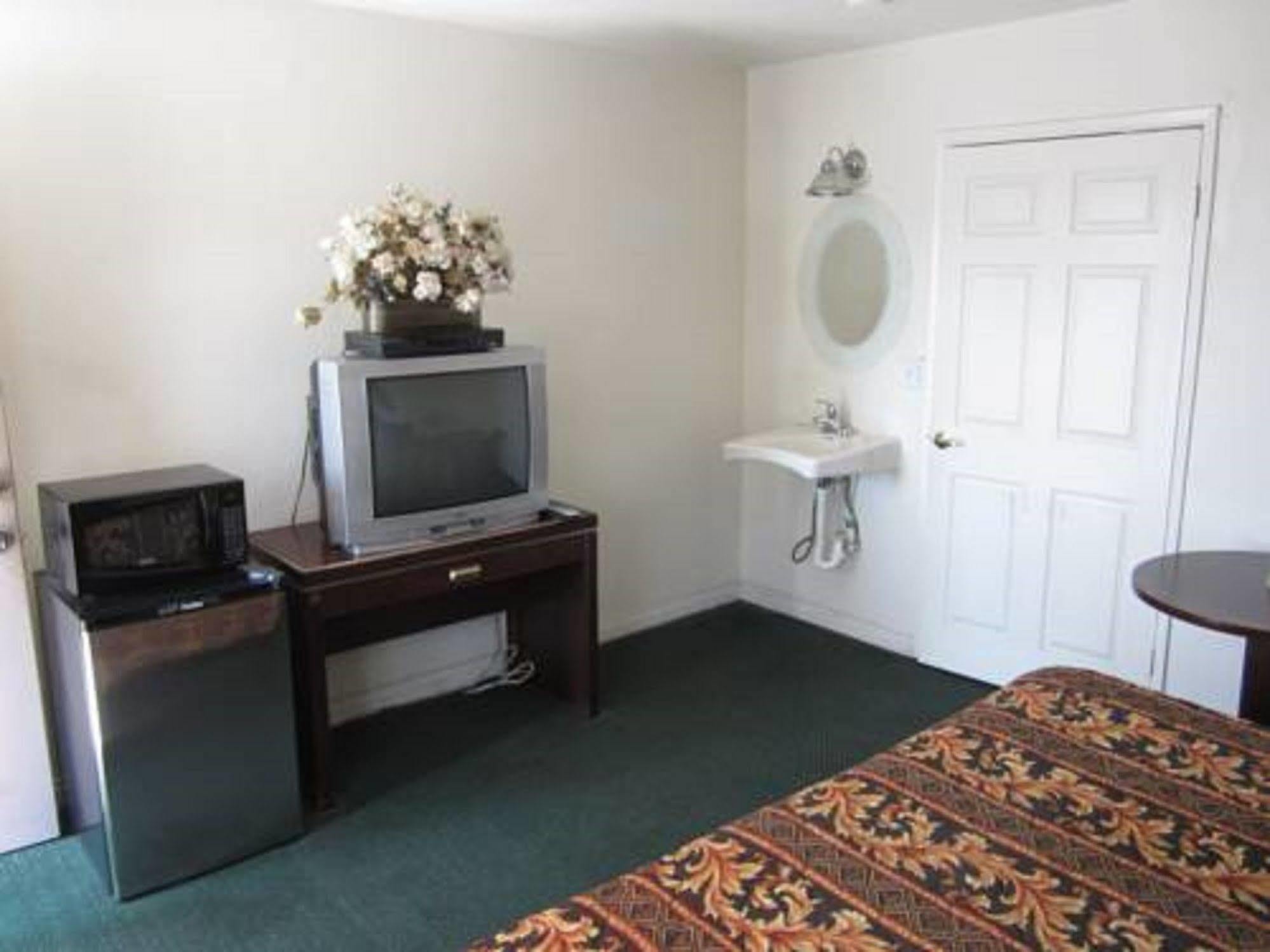 Bartlett Motel Lomita Dış mekan fotoğraf